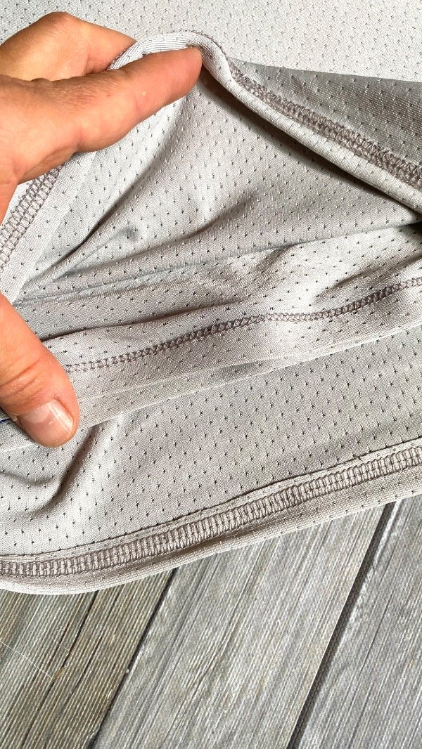 Crop JLo dryfit — imagen 2
