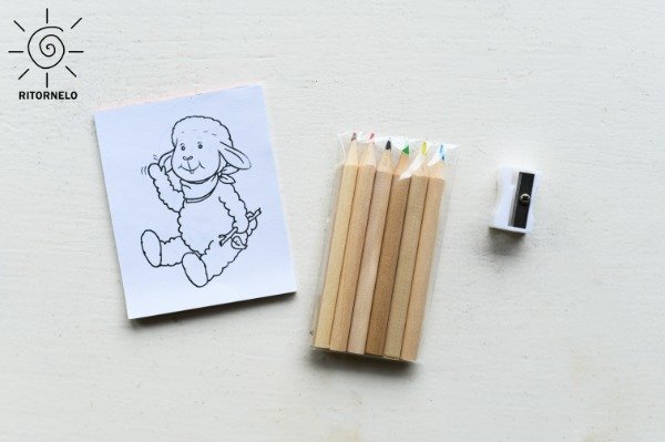 Producto - Set para pintar (6 lápices + sacapuntas + 15 tarjetas)