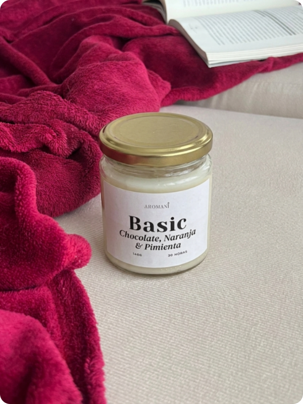 Producto - Vela Basics Mi Abrigo