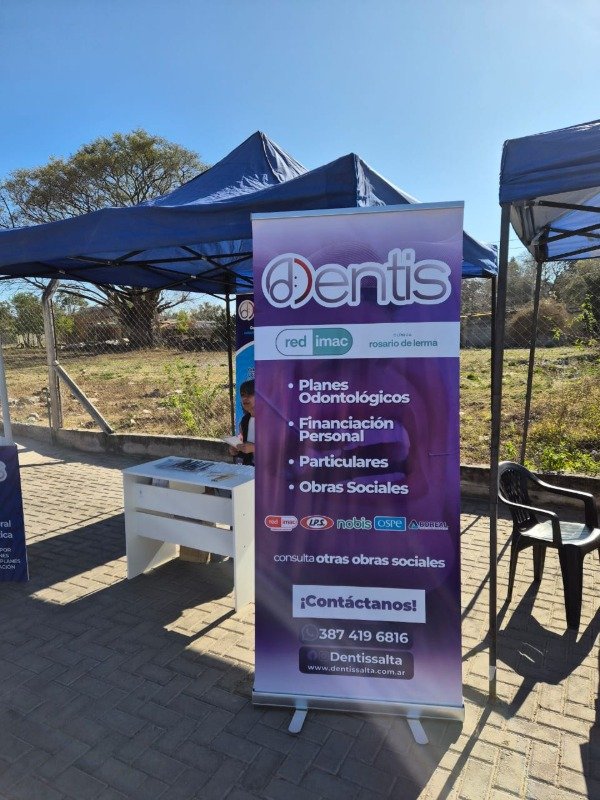 Producto - Banner Roll Up 85x200 cm personalizado, portátil y profesional