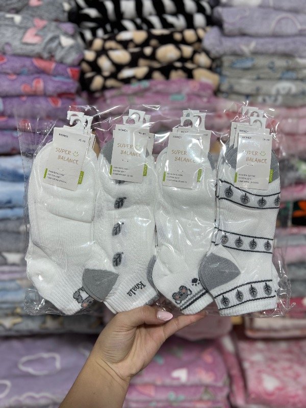 Producto - Soquete koala blanco gris