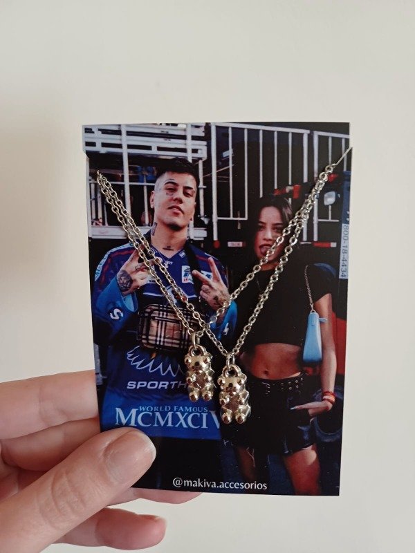 Producto - Cadena Duki y Emilia