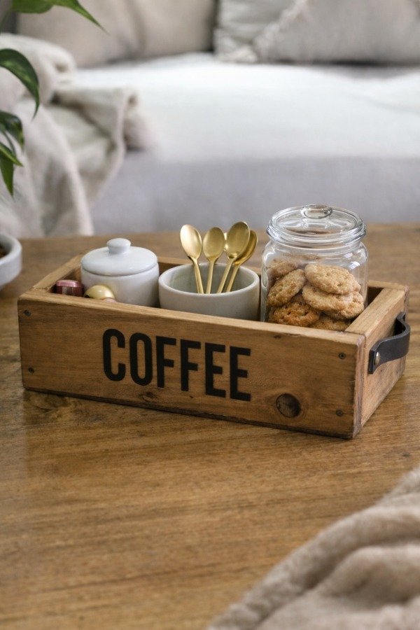 Producto - Caja "Coffee" con tiradores de cuero