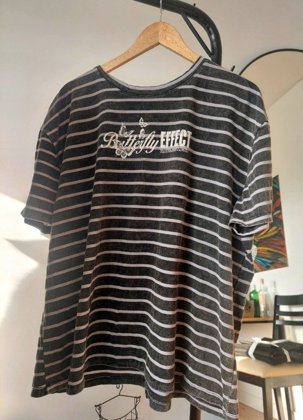 Producto - Remerón Rayado Efecto Mariposa