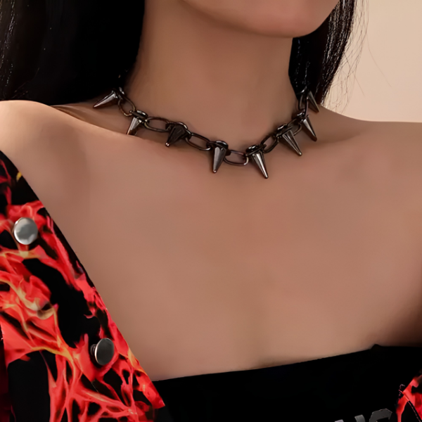 Producto - Collar Púas Cromo