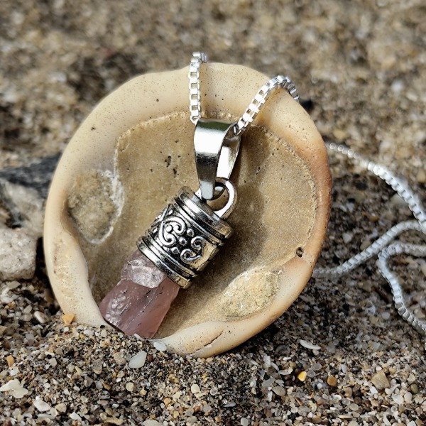 Producto - Kunzita Rosa con calota labrada