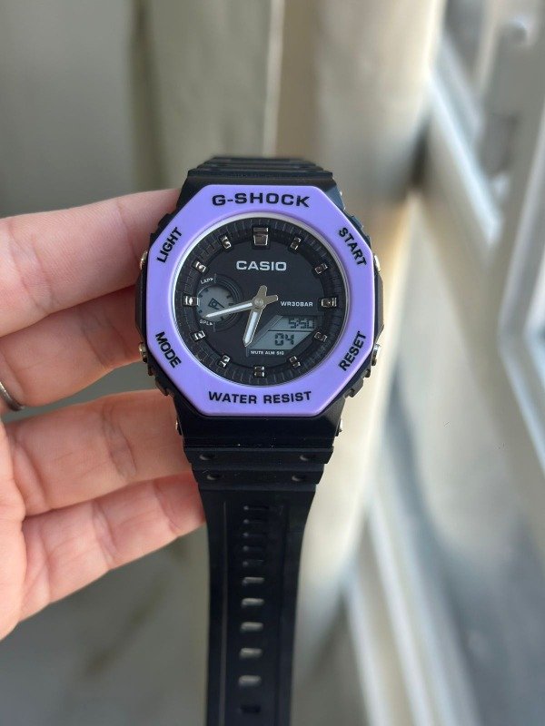 Producto - Casio G-Shock 2100 Negro y Violeta
