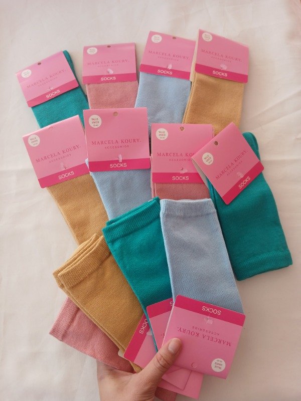 Producto - Medias 3/4 lisas color surtido x2