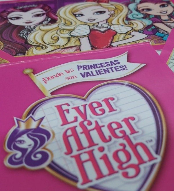 Producto - Completá tu colección Ever After High