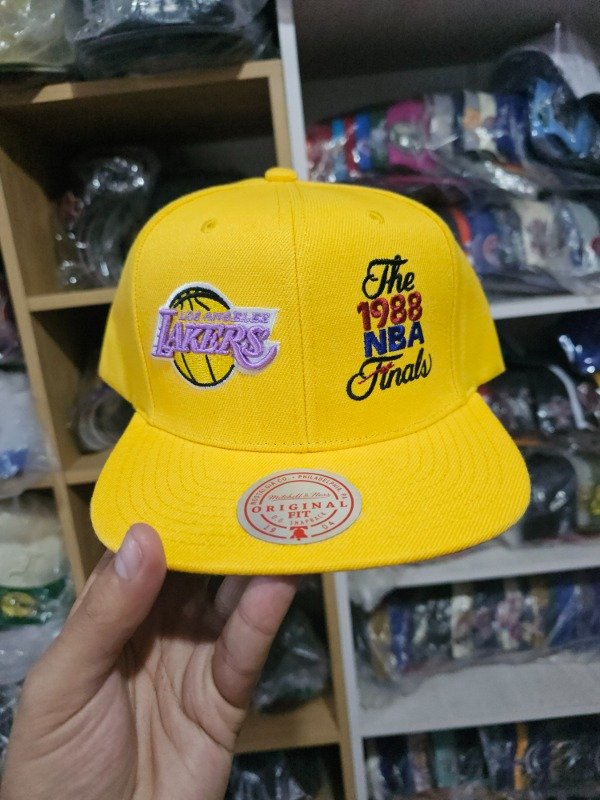 Los angeles lakers the finals 1988 yellow mitchell and ness snapback
