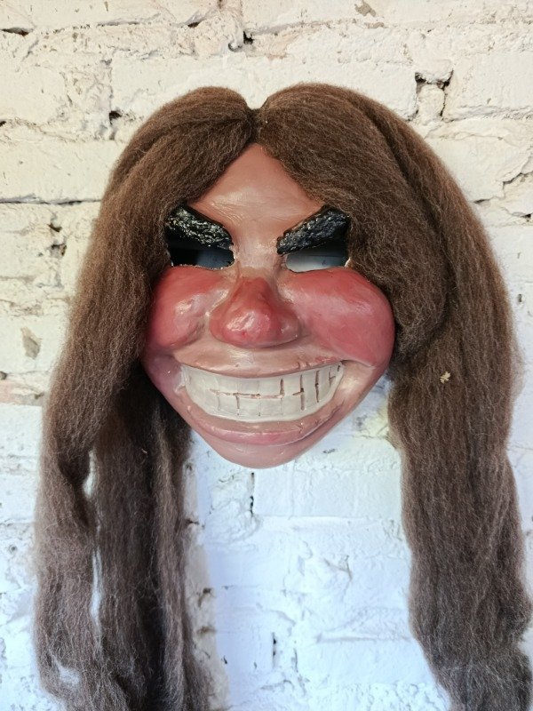 Producto - Mascara Molina Campos mujer con pelo largo