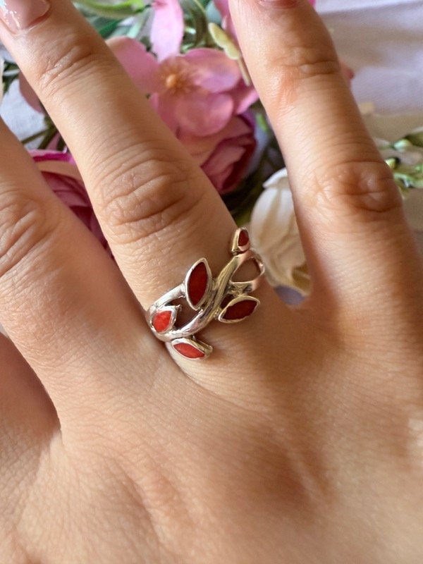 Producto - Anillo hojitas coral rojo