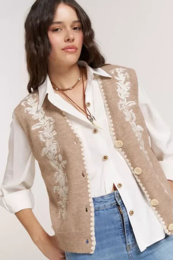 Producto - CHALECO DUGU