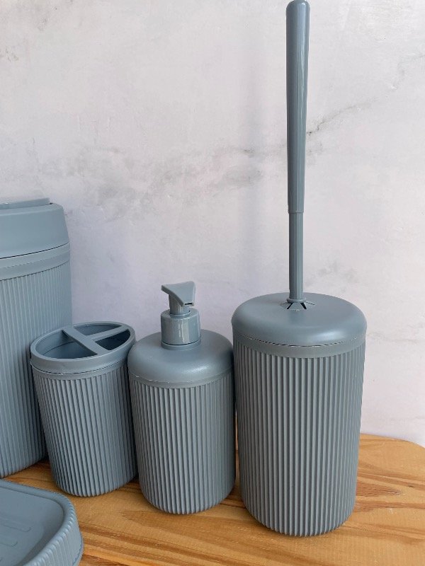 Producto - Set baño Gris - 2