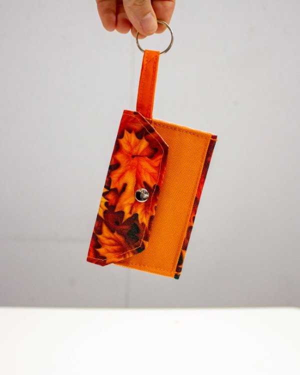Producto - Tarjetero estampado otoño