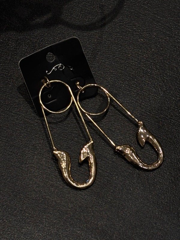 Producto - Par de Aros Alfiler Dorado