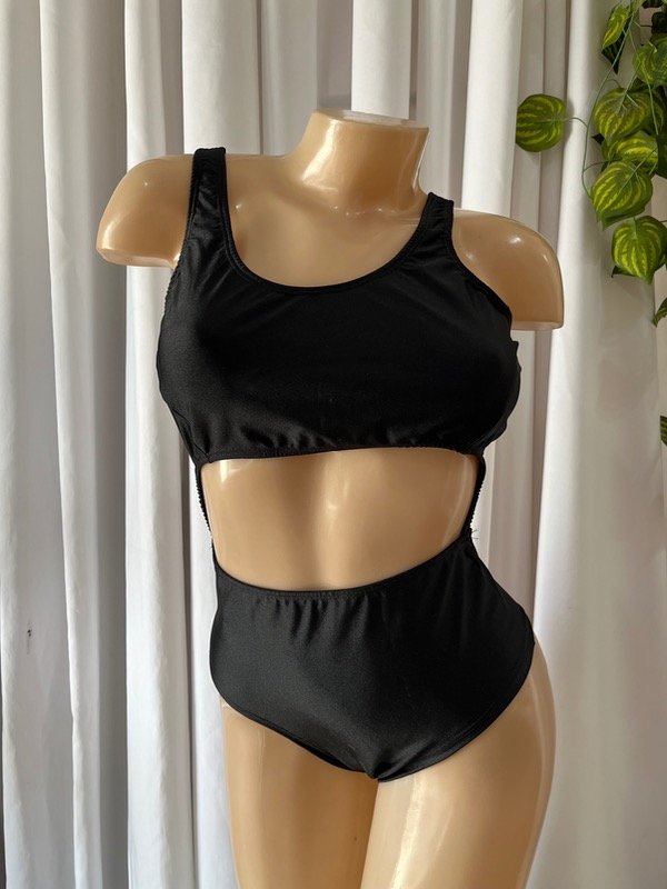 Producto - Enteriza Juli Negro Brilloso