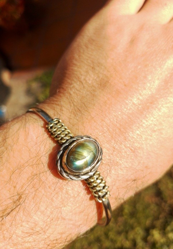 Producto - Pulsera Labradorita, alpaca y bronce