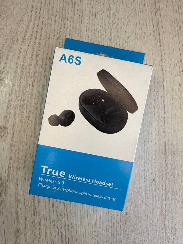 Producto - AURICULAR IN EAR A6S CON GOMITAS - BLUETOOTH