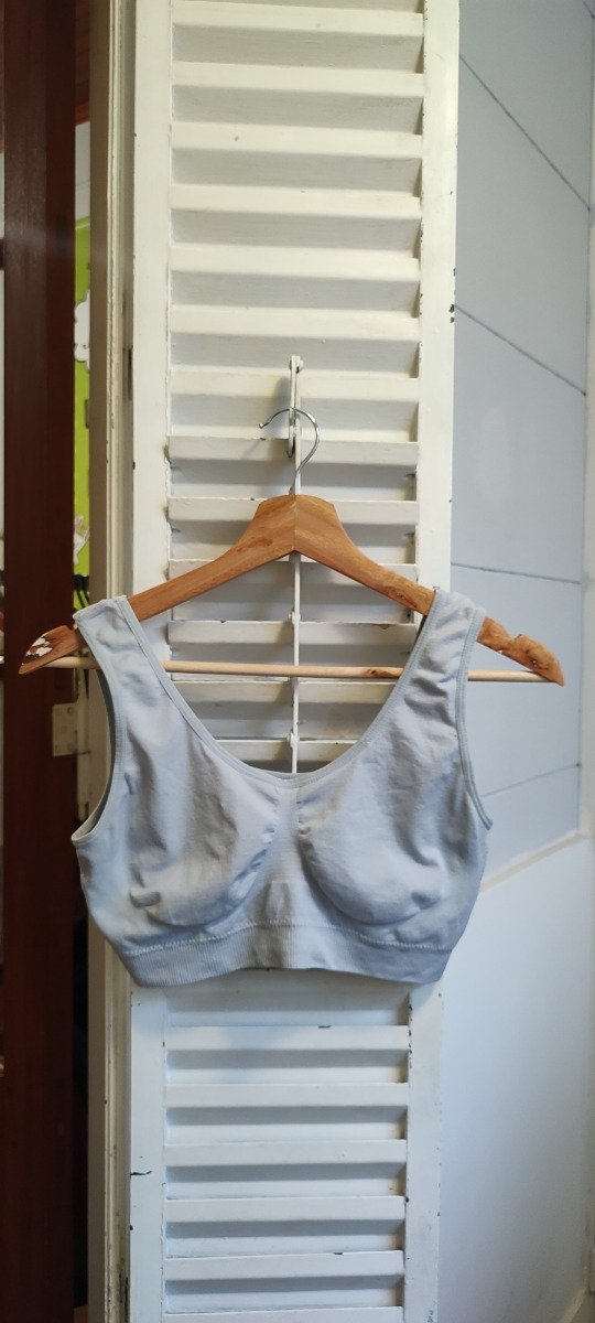 Producto - Top gris claro , bretel ancho, talle L
