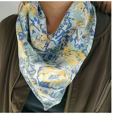 Producto - Pañuelo Crepee 50x50