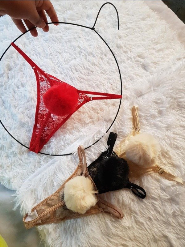 Producto - LESS DE DISEÑO POMPÓN