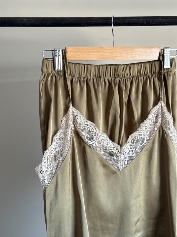 Producto - Pijama corto saten verde