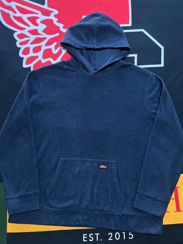 Producto - Buzo canguro Dickies sherpa. Talle XL