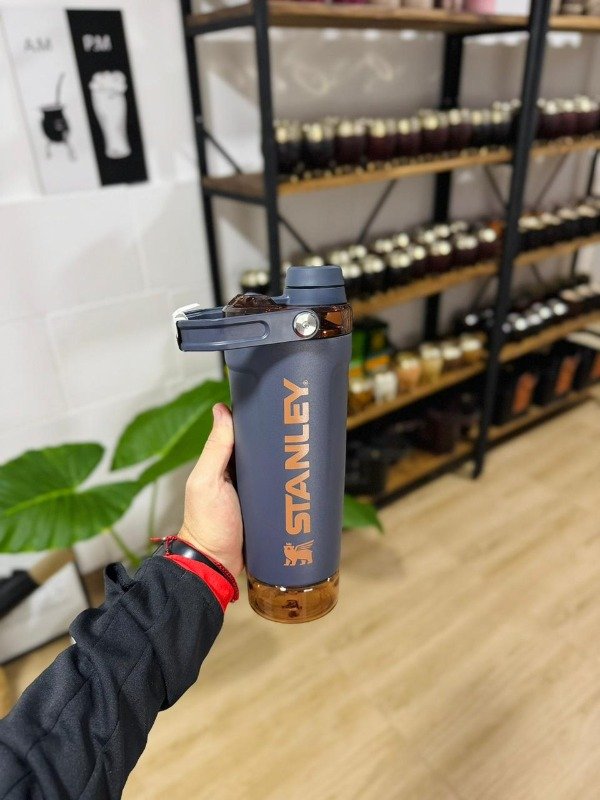 Producto - VASO SHAKER STANLEY 591 ML