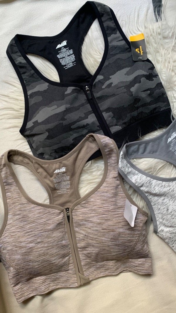 Producto - Top Rita deportivo reforzado con cierre