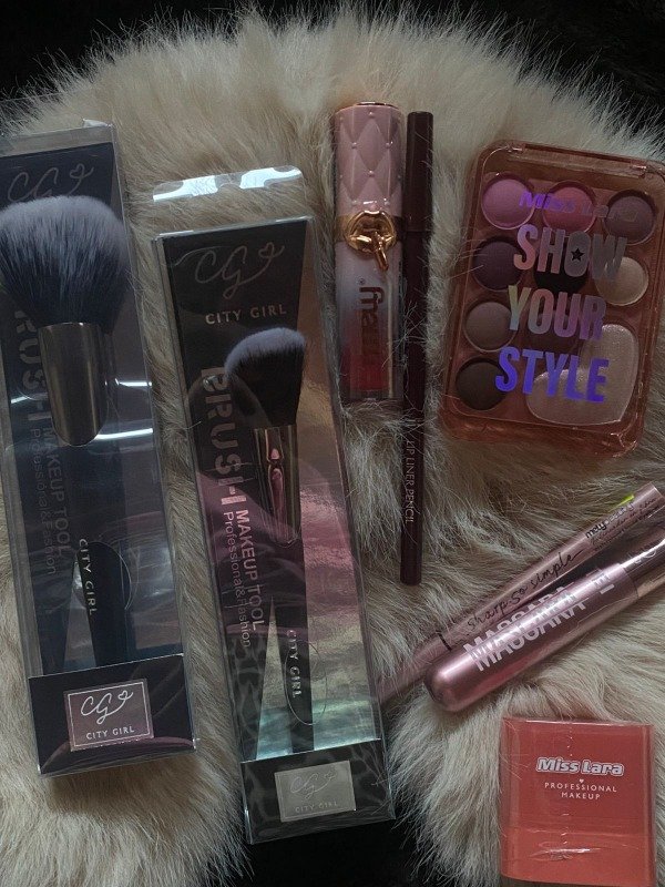 Producto - Noche makeup kit