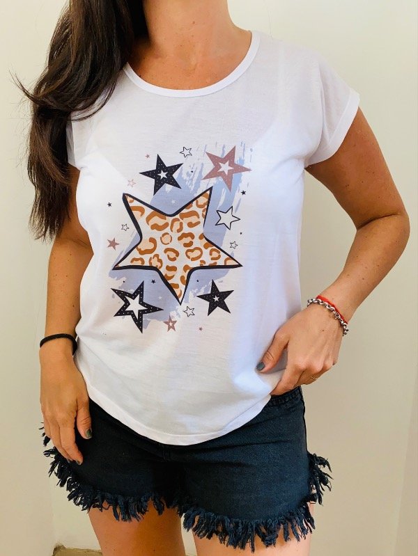 Producto - Remera estampada ESTRELLAS PRINT de modal spoom - 2