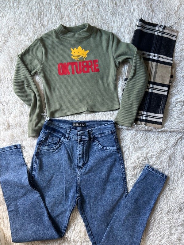 Producto - Polera #oktubre