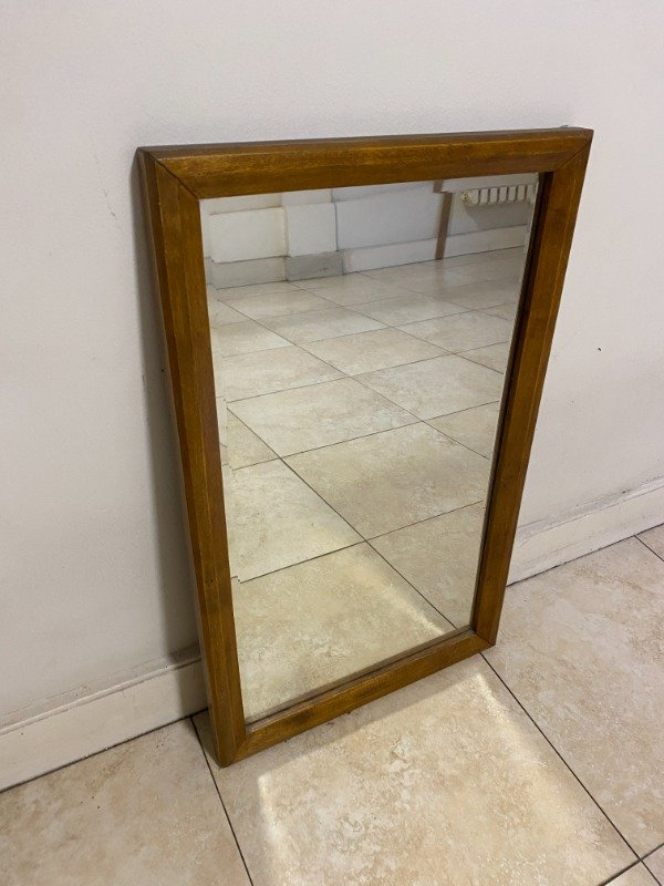 Producto - ESPEJO BISELADO MARCO DE MADERA 46x77 #10419