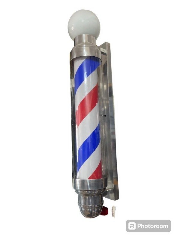 Producto - Polo barbero talle M con bocha