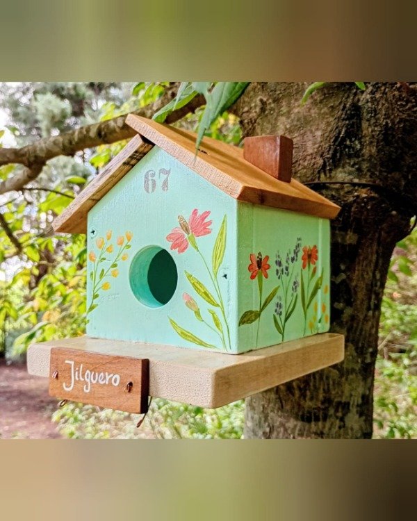 Producto - Casa de pájaros verde agua floral
