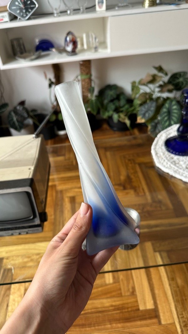 Producto - Violetero cristal de murano opaco 2