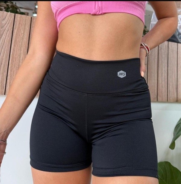 Producto - SHORT NEGRO clasico