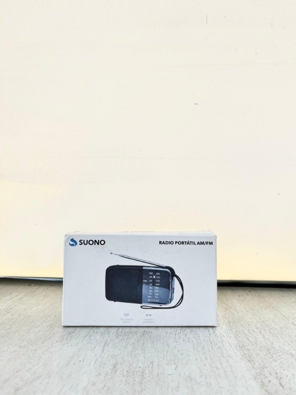 Producto - Radio Portátil AM/FM Suono