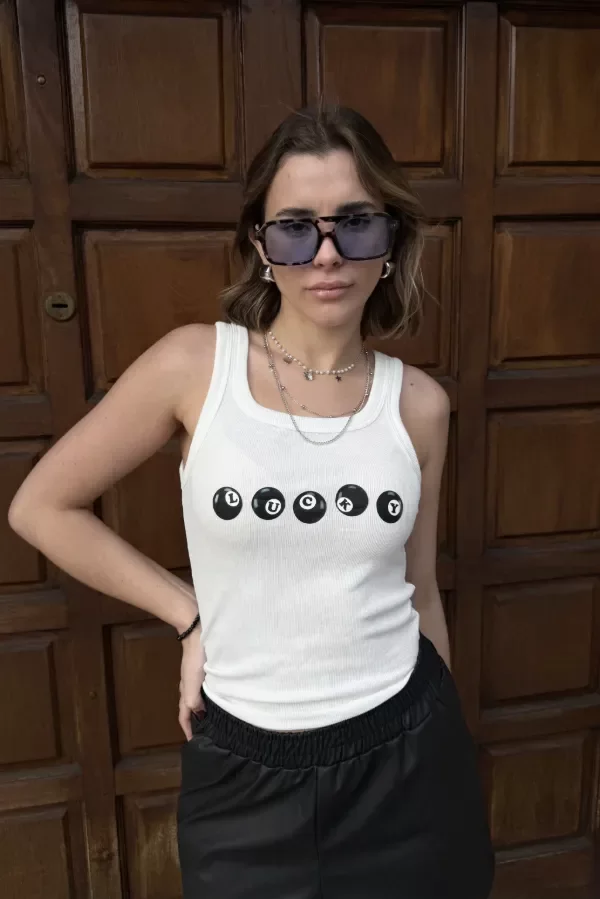 Producto - Musculosa Lucky