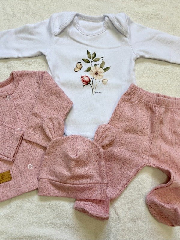 Producto - Ajuar 4 piezas Rosa