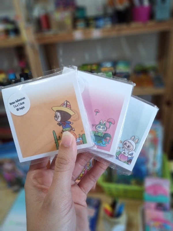 Producto - Notas Adhesivas Labubu 74x74 x80h. V/Motivos