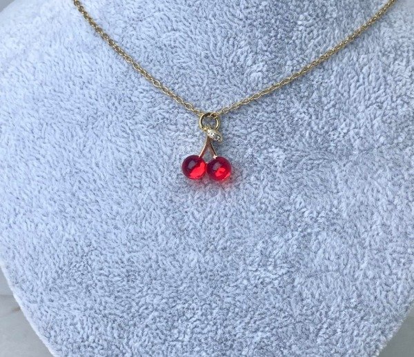 Producto - Cadenita de acero dorado - Cereza