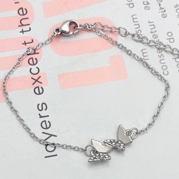 Producto - Puls. Mariposas con strass