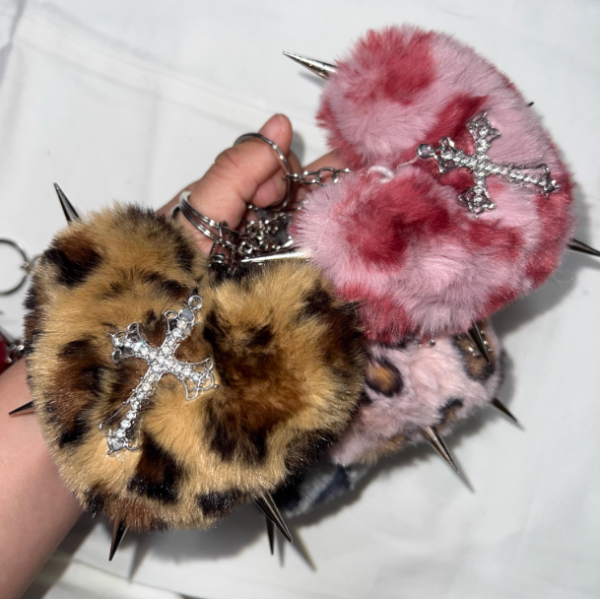 Producto - [PRE-VENTA] Llavero Heart Punk