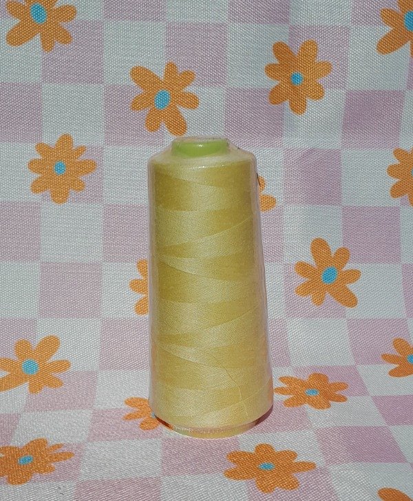 Producto - Hilo poliester amarillo