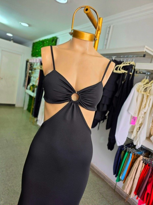 Producto - MAXIVESTIDO CIRCULO TAZA Y TAJO NEGRO