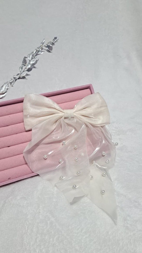 Producto - traba de moño blanco con perlas