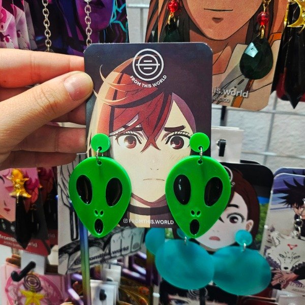 Producto - Aros Cosplay - Dandadan Momo