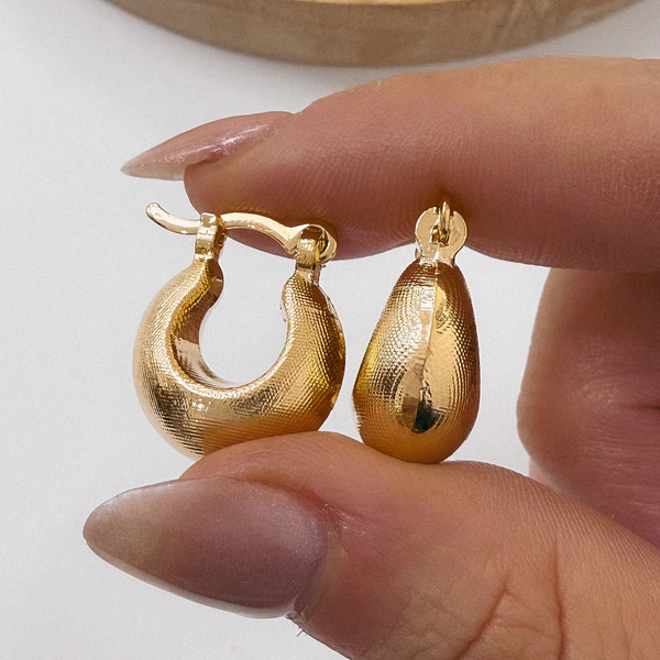 Producto - Aros Argolla Laminados en Oro 18k
